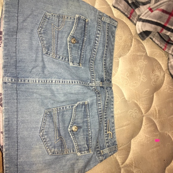 Jean skirt - Picture 1 of 3